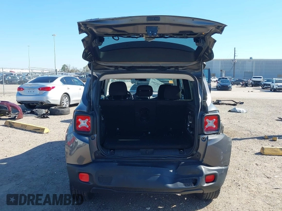 2016 Jeep Renegade Latitude with VIN ZACCJBBT0GPE12727, listed as a IAAI auction lot 41722294 with 114,561 mi miles and . Bid and sale history available at DreamBid. Image 18.