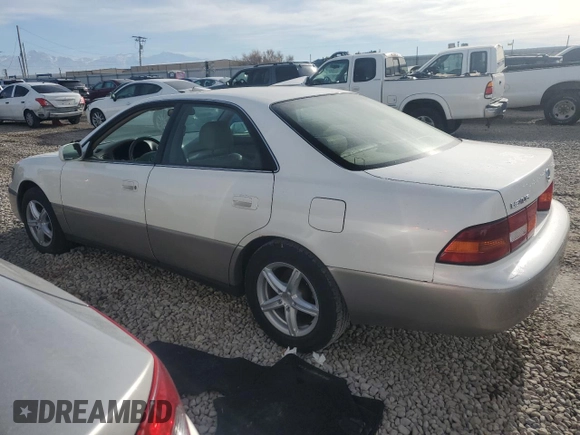 1999 Lexus ES 300 Luxury Sport Sdn with VIN JT8BF28GXX0222753, listed as a Copart auction lot 84555454 with 224,030 mi miles and Clean Title. Bid and sale history available at carsss.com. Image 2.