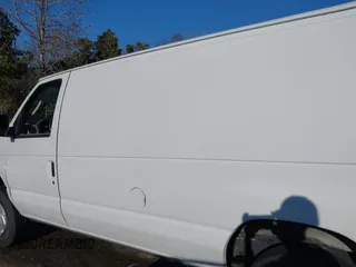 2014 Ford E-Series Commercial z VIN 1FTNS2EL5EDA49757, wystawiony jako IAAI lot #41656458 z przebiegiem 181 335 mil mil oraz . Historia ofert i sprzedaży dostępna na DreamBid. Obrazek 14.
