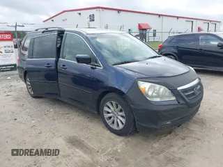 2007 Honda Odyssey Touring with VIN 5FNRL38877B085246, listed as a IAAI auction lot 41956052 with 171,648 mi miles. Bid and sale history available at carsss.com. Image 1.