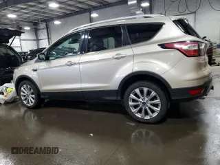 2018 Ford Escape Titanium с VIN 1FMCU9J93JUC08799, выставлен на аукционе Copart как лот 48961795 с пробегом 78 127 миль миль и Списание • Salvage title. История ставок и продаж доступна на DreamBid. Изображение 2.