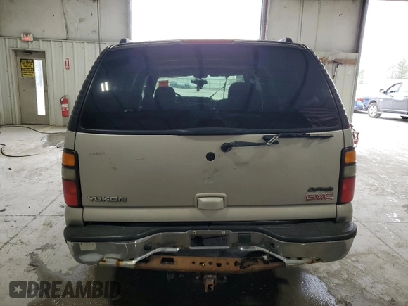 2004 GMC Yukon SLT with VIN 1GKEK13V14R110395, listed as a Copart auction lot 52886185 with 0 mi miles and Salvage Title. Bid and sale history available at carsss.com. Image 6.