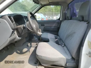 2001 Nissan Frontier XE z VIN 1N6DD21S41C395492, wystawiony jako Copart lot #59430105 z przebiegiem 108 576 mil mil oraz Tytuł czysty. Historia ofert i sprzedaży dostępna na DreamBid. Obrazek 7.