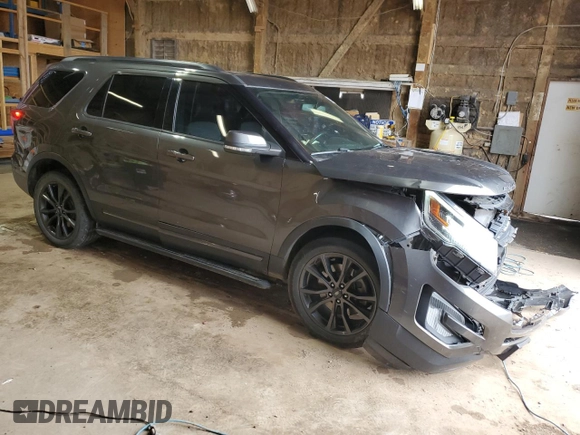 2017 Ford Explorer XLT с VIN 1FM5K8D89HGC74360, выставлен на аукционе Copart как лот 55303965 с пробегом 105 510 миль миль и Списание • Salvage title. История ставок и продаж доступна на DreamBid. Изображение 4.