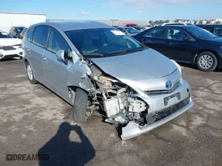 2014 Toyota Prius v Two with VIN JTDZN3EU0E3300651, listed as a IAAI auction lot 41739765 with 1 mi miles. Bid and sale history available at carsss.com. Image 6.
