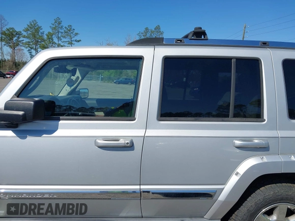 2006 Jeep Commander Limited with VIN 1J8HH58256C286460, listed as a IAAI auction lot 41784696 with 72,889 mi miles and . Bid and sale history available at DreamBid. Image 14.