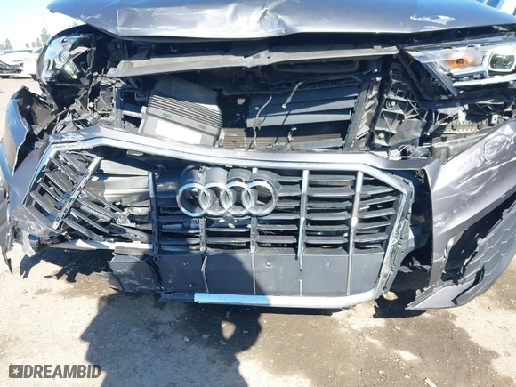 2021 Audi Q7 Premium with VIN WA1AXAF74MD000697, listed as a IAAI auction lot 41869492 with 69,557 mi miles. Bid and sale history available at carsss.com. Image 19.