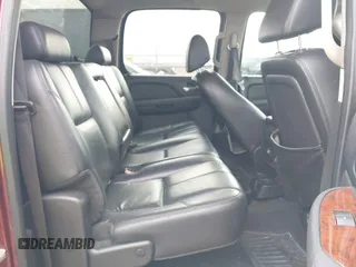 2008 Chevrolet Silverado 1500 LTZ with VIN 2GCEK13M781176306, listed as a IAAI auction lot 41582794 with 231,386 mi miles. Bid and sale history available at carsss.com. Image 7.