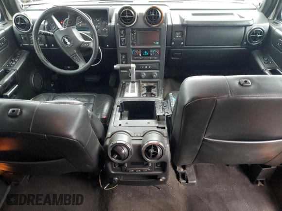 2006 Hummer H2 z VIN 5GRGN23UX6H104613, wystawiony jako Copart lot #51611815 z przebiegiem 186 543 mil mil oraz Szkody całkowita. Historia ofert i sprzedaży dostępna na DreamBid. Obrazek 8.