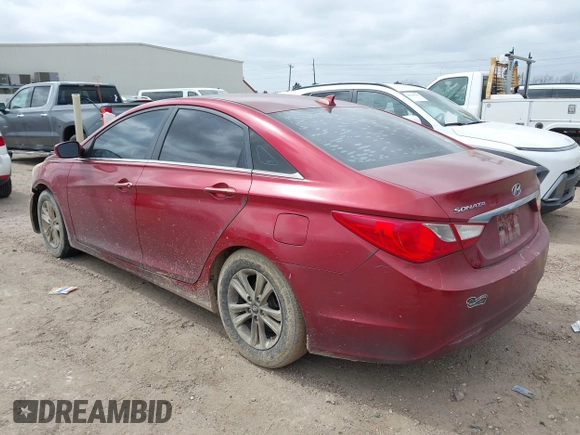 2013 Hyundai Sonata GLS z VIN 5NPEB4AC4DH715565, wystawiony jako IAAI lot #41737310 z przebiegiem 176 665 mil mil oraz . Historia ofert i sprzedaży dostępna na DreamBid. Obrazek 3.