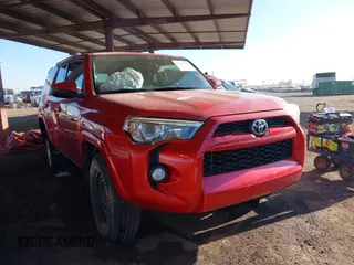 2018 Toyota 4Runner SR5 z VIN JTEBU5JR4J5552625, wystawiony jako IAAI lot #41252716 z przebiegiem 143 654 mil mil oraz . Historia ofert i sprzedaży dostępna na DreamBid. Obrazek 1.