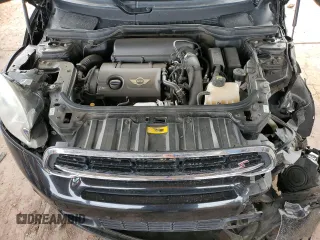 2016 MINI Countryman S z VIN WMWZC3C57GWT08472, wystawiony jako Copart lot #49286315 z przebiegiem 70 378 mil mil oraz Szkoda całkowita • Salvage title. Historia ofert i sprzedaży dostępna na DreamBid. Obrazek 13.