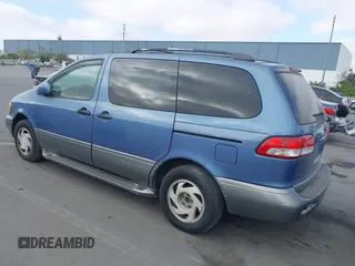 2001 Toyota Sienna LE z VIN 4T3ZF13C41U373962, wystawiony jako IAAI lot #42489583 z przebiegiem 142 135 mil mil oraz . Historia ofert i sprzedaży dostępna na DreamBid. Obrazek 3.