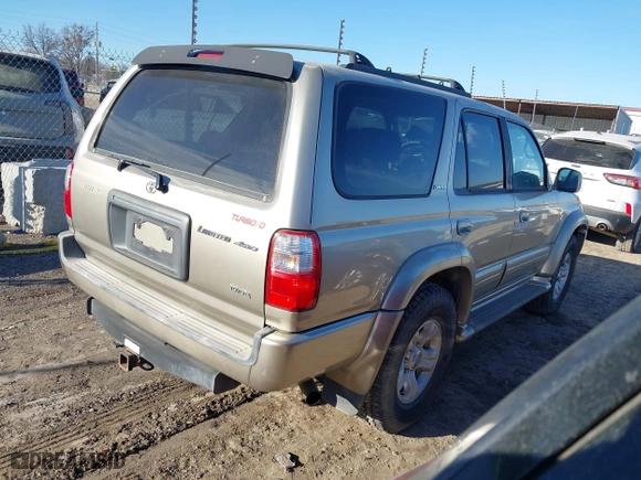 2001 Toyota 4Runner Limited with VIN JT3HN87R119045716, listed as a IAAI auction lot 41681981 with 256,136 mi miles. Bid and sale history available at carsss.com. Image 4.