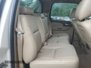 2013 Chevrolet Avalanche LTZ z VIN 3GNTKGE77DG277811, wystawiony jako Copart lot #58436905 z przebiegiem 126 603 mil mil oraz Szkoda całkowita • Salvage title. Historia ofert i sprzedaży dostępna na DreamBid. Obrazek 10.