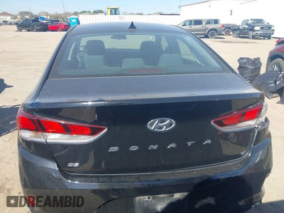 2019 Hyundai Sonata SE with VIN 5NPE24AF5KH818646, listed as a IAAI auction lot 41739823 with 76,361 mi miles and . Bid and sale history available at carsss.com. Image 16.