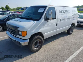 2004 Ford Econoline Cargo with VIN 1FTNE24L54HA37902, listed as a IAAI auction lot 42093747 with 250,773 mi miles. Bid and sale history available at carsss.com. Image 2.