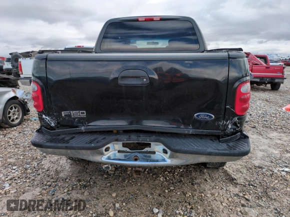 2002 Ford F-150 XLT with VIN 1FTRW08L62KD89268, listed as a Copart auction lot 45555235 with 187,322 mi miles and Salvage Title. Bid and sale history available at carsss.com. Image 6.