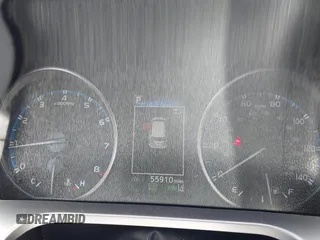 2018 Toyota RAV4 XLE с VIN JTMWFREV2JJ209236, выставлен на аукционе IAAI как лот 42290661 с пробегом 55 910 миль миль и . История ставок и продаж доступна на DreamBid. Изображение 7.