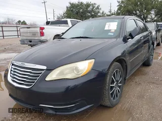 2011 Chrysler 200 LX with VIN 1C3BC4FB1BN521335, listed as a IAAI auction lot 41552093 with 221,145 mi miles. Bid and sale history available at carsss.com. Image 6.