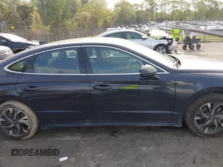 2024 Hyundai Sonata SEL z VIN KMHL64JA8RA373378, wystawiony jako IAAI lot #41975361 z przebiegiem 23 101 mil mil oraz . Historia ofert i sprzedaży dostępna na DreamBid. Obrazek 13.