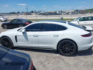 2018 Porsche Panamera 4S с VIN WP0AB2A76JL131763, выставлен на аукционе IAAI как лот 42038086 с пробегом 68 121 миль миль и . История ставок и продаж доступна на DreamBid. Изображение 15.