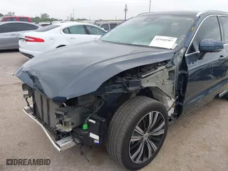 2023 Volvo XC60 Plus Bright Theme with VIN YV4L12RNXP1240842, listed as a IAAI auction lot 41918203 with 18,117 mi miles. Bid and sale history available at carsss.com. Image 18.