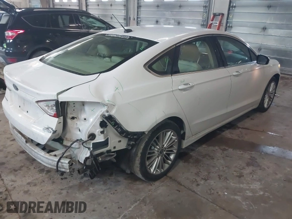 2016 Ford Fusion SE with VIN 3FA6P0T94GR268243, listed as a IAAI auction lot 41690685 with 63,327 mi miles. Bid and sale history available at carsss.com. Image 4.