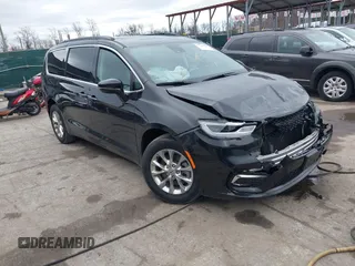 2022 Chrysler Pacifica Touring L z VIN 2C4RC3BG6NR164599, wystawiony jako IAAI lot #41727606 z przebiegiem 17 078 mil mil oraz . Historia ofert i sprzedaży dostępna na DreamBid. Obrazek 1.