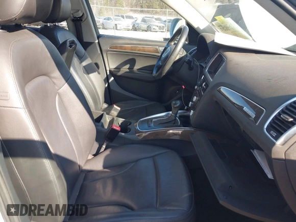 2013 Audi Q5 Premium with VIN WA1CFAFP3DA031243, listed as a IAAI auction lot 41670607 with 87,473 mi miles. Bid and sale history available at carsss.com. Image 5.