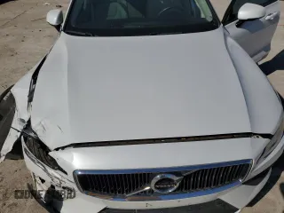 2020 Volvo S60 Momentum with VIN 7JR102FK7LG038685, listed as a Copart auction lot 48629725 with 55,746 mi miles and Salvage Title. Bid and sale history available at carsss.com. Image 13.