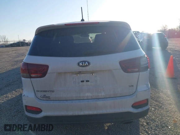 2019 Kia Sorento LX V6 with VIN 5XYPG4A57KG481194, listed as a IAAI auction lot 41748834 with 139,829 mi miles. Bid and sale history available at carsss.com. Image 17.