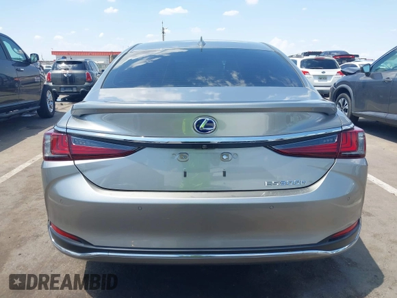 2021 Lexus ES 300h Luxury with VIN 58AEA1C15MU008479, listed as a IAAI auction lot 42638671 with 44,845 mi miles and . Bid and sale history available at DreamBid. Image 17.