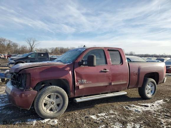 2008 Chevrolet Silverado 1500 Work Truck with VIN 1GCEC19C68Z225949, listed as a Copart auction lot 82790034 with 311,542 mi miles and Salvage Title. Bid and sale history available at carsss.com. Image 1.