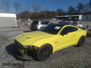 2021 Ford Mustang GT with VIN 1FA6P8CF3M5147061, listed as a IAAI auction lot 41588962 with 39,201 mi miles. Bid and sale history available at carsss.com. Image 2.