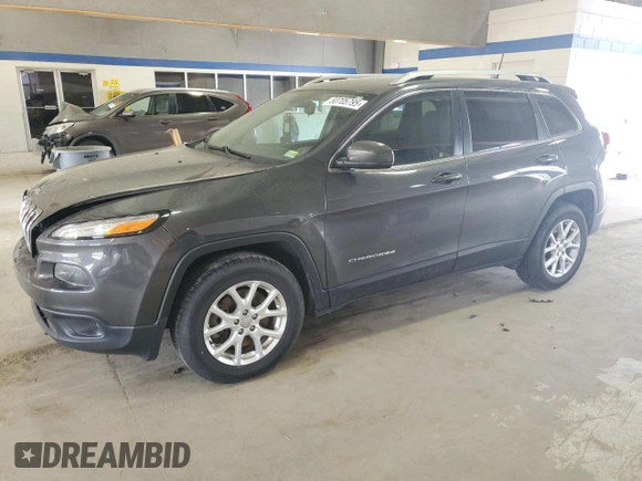2016 Jeep Cherokee Latitude z VIN 1C4PJMCS2GW342038, wystawiony jako Copart lot #50705795 z przebiegiem 104 475 mil mil oraz Szkoda całkowita • Salvage title. Historia ofert i sprzedaży dostępna na DreamBid. Obrazek 1.