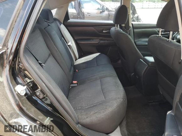 2017 Nissan Altima SV with VIN 1N4AL3AP3HC163251, listed as a Copart auction lot 61991825 with 249,880 mi miles and Salvage title. Bid and sale history available at DreamBid. Image 10.