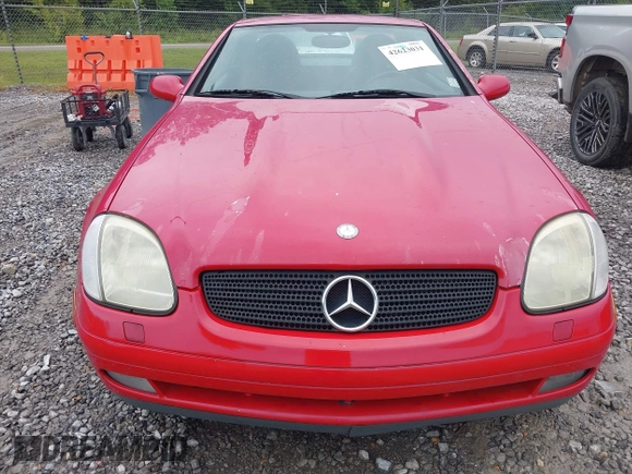 1998 Mercedes-Benz SLK 230/320 with VIN WDBKK47F3WF029419, listed as a IAAI auction lot 42623031 with 103,602 mi miles and . Bid and sale history available at DreamBid. Image 12.