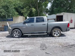 2013 Ram 1500 Express z VIN 1C6RR6KT2DS562992, wystawiony jako IAAI lot #42345919 z przebiegiem 246 114 mil mil oraz . Historia ofert i sprzedaży dostępna na DreamBid. Obrazek 14.