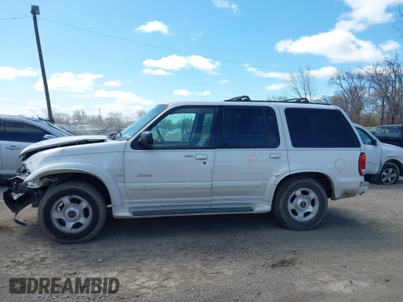 2000 Ford Explorer z VIN 1FMZU85P3YZA94717, wystawiony jako IAAI lot #42029041 z przebiegiem 218 304 mil mil oraz . Historia ofert i sprzedaży dostępna na DreamBid. Obrazek 13.