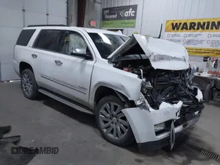 2020 GMC Yukon SLT with VIN 1GKS2BKC2LR175800, listed as a IAAI auction lot 41225753 with 80,333 mi miles. Bid and sale history available at carsss.com. Image 1.