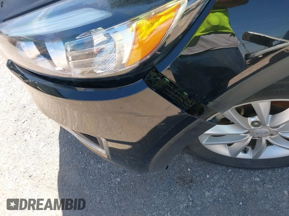 2018 Kia Sorento LX with VIN 5XYPG4A37JG431134, listed as a IAAI auction lot 41803871 with 139,818 mi miles. Bid and sale history available at carsss.com. Image 6.