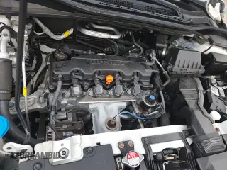 2020 Honda HR-V LX with VIN 3CZRU6H37LM700879, listed as a Copart auction lot 89832465 with 43,682 mi miles and Salvage title. Bid and sale history available at DreamBid. Image 14.