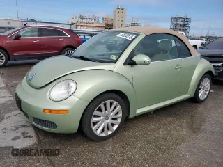 2008 Volkswagen Beetle SE z VIN 3VWRG31Y78M415542, wystawiony jako Copart lot #46324915 z przebiegiem 75 917 mil mil oraz Szkoda całkowita • Salvage title. Historia ofert i sprzedaży dostępna na DreamBid. Obrazek 1.