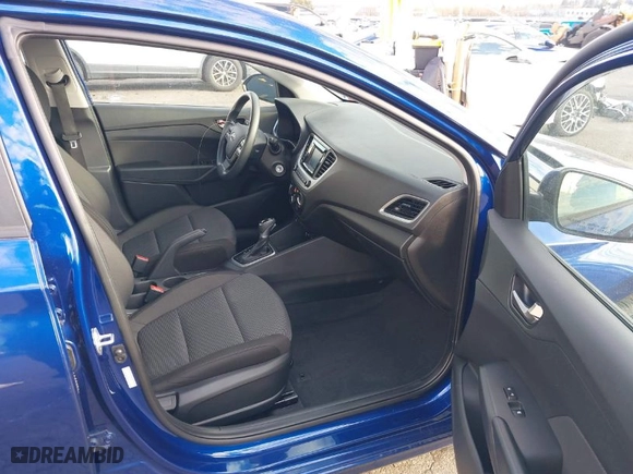 2021 Hyundai Accent SE with VIN 3KPC24A61ME130559, listed as a IAAI auction lot 41370471 with 41,693 mi miles. Bid and sale history available at carsss.com. Image 5.