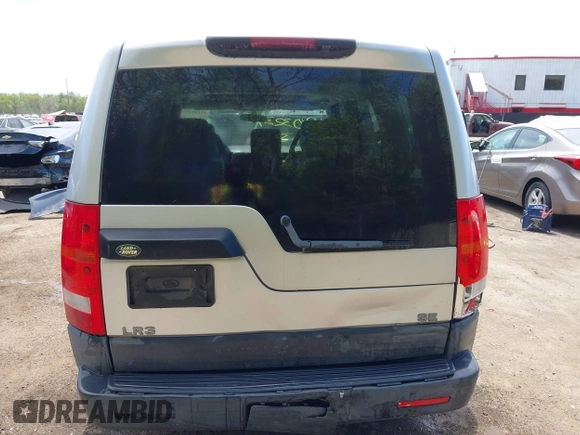2005 Land Rover LR3 SE with VIN SALAE25475A318916, listed as a IAAI auction lot 42103237 with 216,795 mi miles and . Bid and sale history available at DreamBid. Image 16.