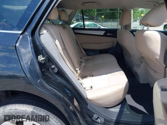 2018 Subaru Outback Premium z VIN 4S4BSACC5J3365431, wystawiony jako IAAI lot #42230815 z przebiegiem 133 274 mil mil oraz . Historia ofert i sprzedaży dostępna na DreamBid. Obrazek 8.