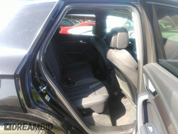 2024 Audi Q5 S line Premium Plus with VIN WA1EAAFY8R2086532, listed as a IAAI auction lot 41845939 with 18,852 mi miles. Bid and sale history available at carsss.com. Image 8.