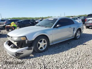 2003 Ford Mustang Standard with VIN 1FAFP40453F322057, listed as a Copart auction lot 52693885 with 236,037 mi miles and Salvage title. Bid and sale history available at DreamBid. Image 1.