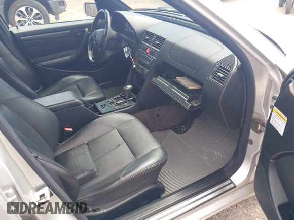 1999 Mercedes-Benz C 230/260/280/320 with VIN WDBHA29G1XA781478, listed as a IAAI auction lot 42051212 with Not Provided miles and . Bid and sale history available at DreamBid. Image 5.